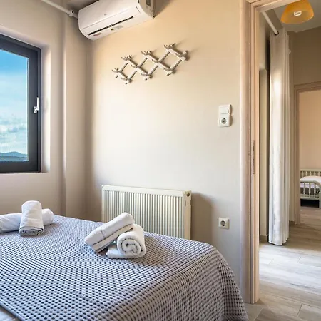 Apartament Zois 4 *